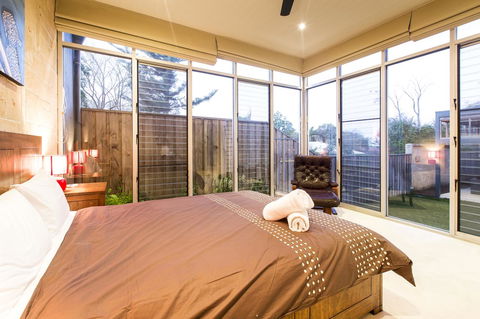 Arthouse - Accommodation Georgetown 11