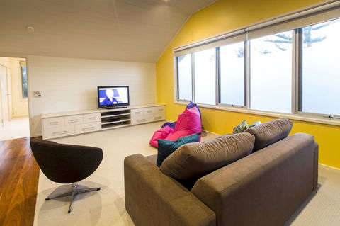 Arthouse - Accommodation Georgetown 25