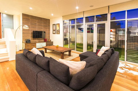 Arthouse - Accommodation Georgetown 8
