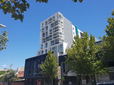Modern Northbridge Apartment - Accommodation Georgetown 10