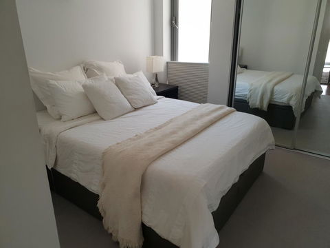 Modern Northbridge Apartment - Accommodation Georgetown 0