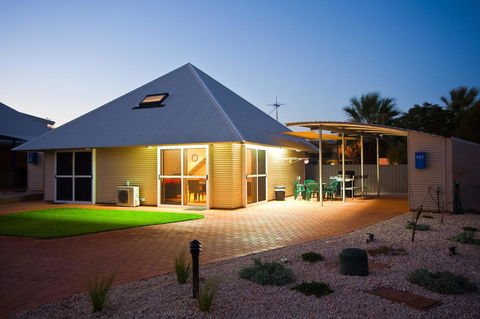 Osprey Holiday Village Unit 103 2 Bedroom - Accommodation Georgetown 1