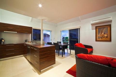 Osprey Holiday Village Unit 103 2 Bedroom - Accommodation Georgetown 4