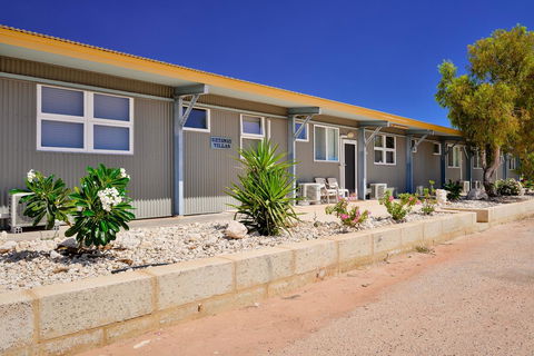 Getaway Villas Unit 389 - Accommodation Georgetown 2