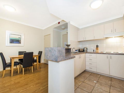 James On The Park - Executive Escapes - Accommodation Georgetown 16
