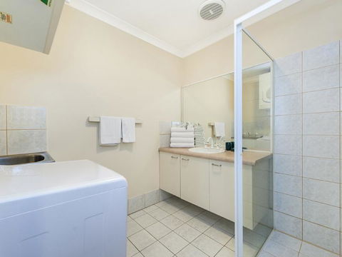 James On The Park - Executive Escapes - Accommodation Georgetown 8