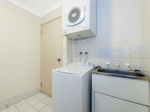 James On The Park - Executive Escapes - Accommodation Georgetown 14