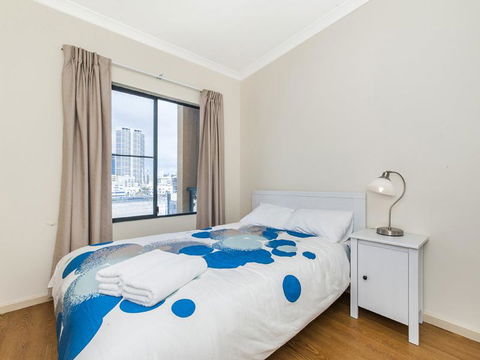 James On The Park - Executive Escapes - Accommodation Georgetown 3