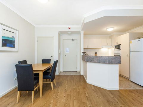 James On The Park - Executive Escapes - Accommodation Georgetown 19