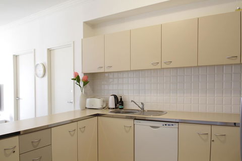 WESTEND CBD PERTH-ULTIMATE LOCATION - Accommodation Georgetown 10