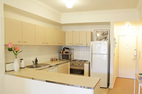 WESTEND CBD PERTH-ULTIMATE LOCATION - Accommodation Georgetown 8