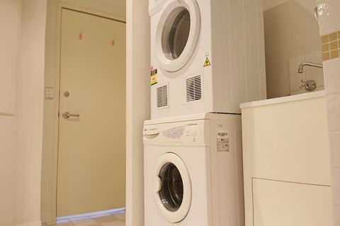 WESTEND CBD PERTH-ULTIMATE LOCATION - Accommodation Georgetown 21