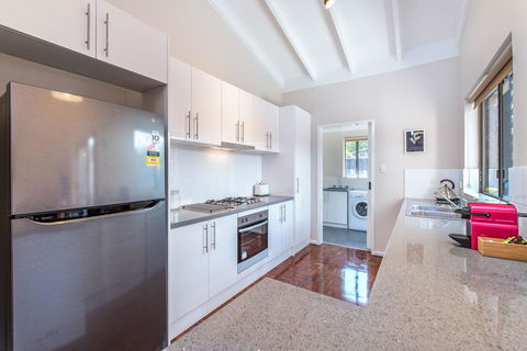 Lotus Perth Retreat - Accommodation Georgetown 8
