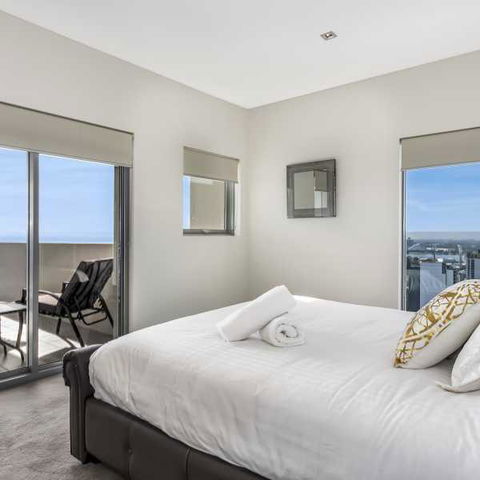 Astra Apartments Perth CBD - Accommodation Georgetown 5