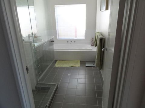 Acaciabnb - Accommodation Georgetown 6