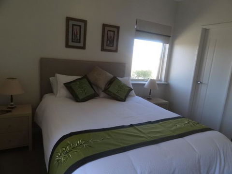 Acaciabnb - Accommodation Georgetown 2