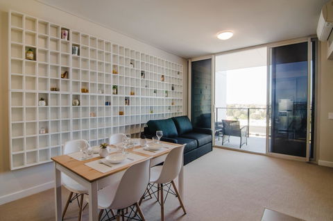Boutique Carousel Apartment - Accommodation Georgetown 12
