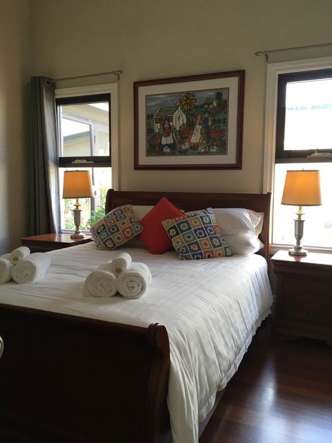 Rowley House - Accommodation Georgetown 6