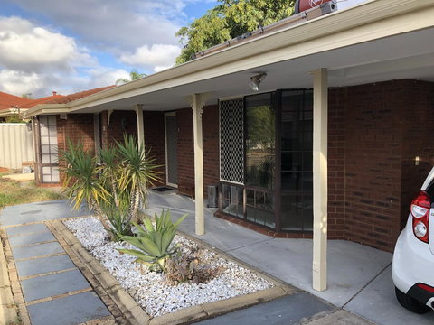 Charming Quiet Lodge-2 Minutes Walk To Shopping Complex - Accommodation Georgetown 24