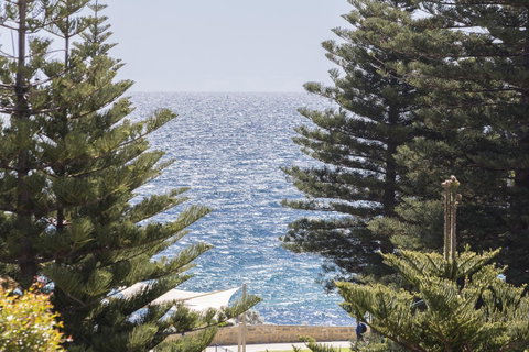 Cottesloe Marine Apartment - Executive Escapes - Accommodation Georgetown 3