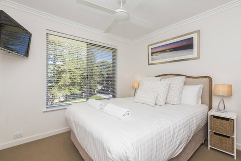 Cottesloe Beach Pines Apartment - Accommodation Georgetown 5