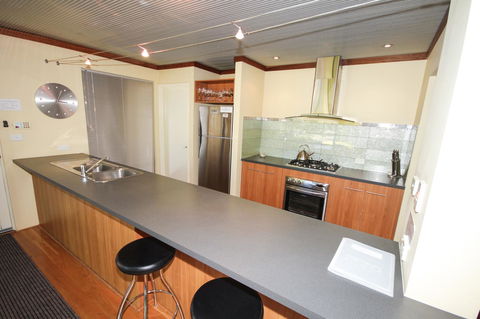Serendipity - In Town - Margaret River - Accommodation Georgetown 2