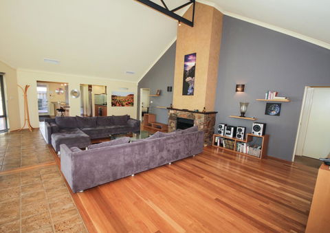 Serendipity - In Town - Margaret River - Accommodation Georgetown 3