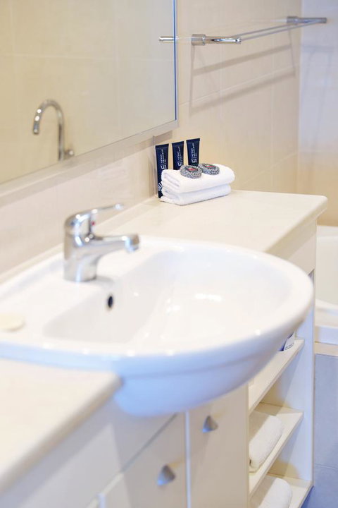 Bunbury Hotel Koombana Bay - Accommodation Georgetown 9