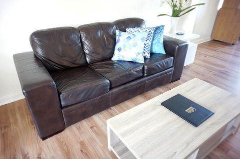 Studio 302 With Ocean Views - Accommodation Georgetown 12