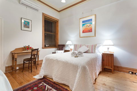 Annie's Victorian Terrace Accommodation Fremantle - Accommodation Georgetown 11