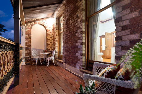 Annie's Victorian Terrace Accommodation Fremantle - Accommodation Georgetown 7