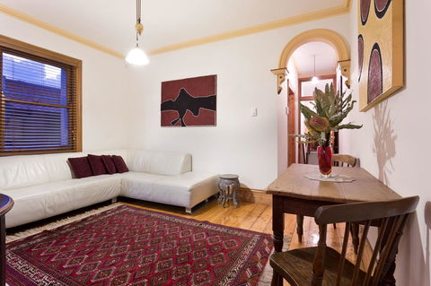 Annie's Victorian Terrace Accommodation Fremantle - Accommodation Georgetown 22