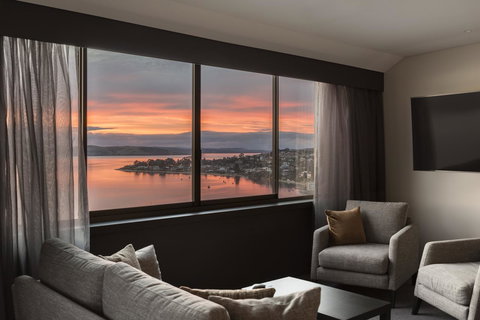 Wrest Point - Accommodation Georgetown 7