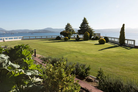 Wrest Point - Accommodation Georgetown 17
