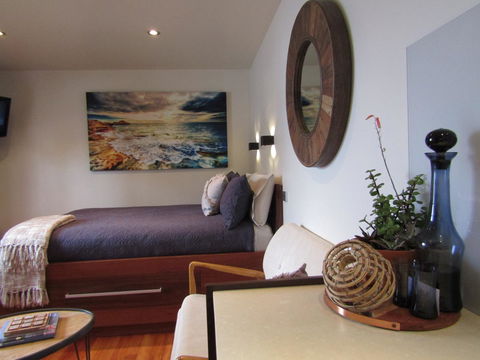 Salt Box Hideaway - Accommodation Georgetown 0