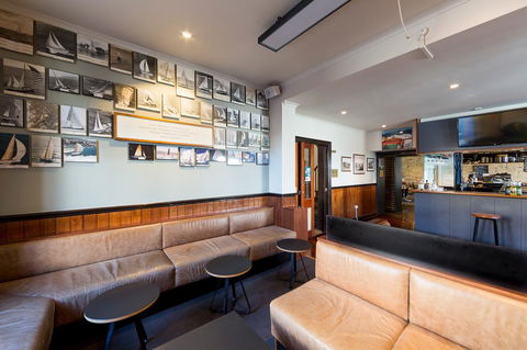 Customs House Hotel - Accommodation Georgetown 1
