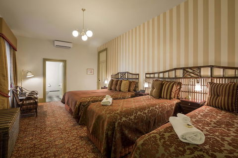 Hadley\'s Orient Hotel - Accommodation Georgetown 20