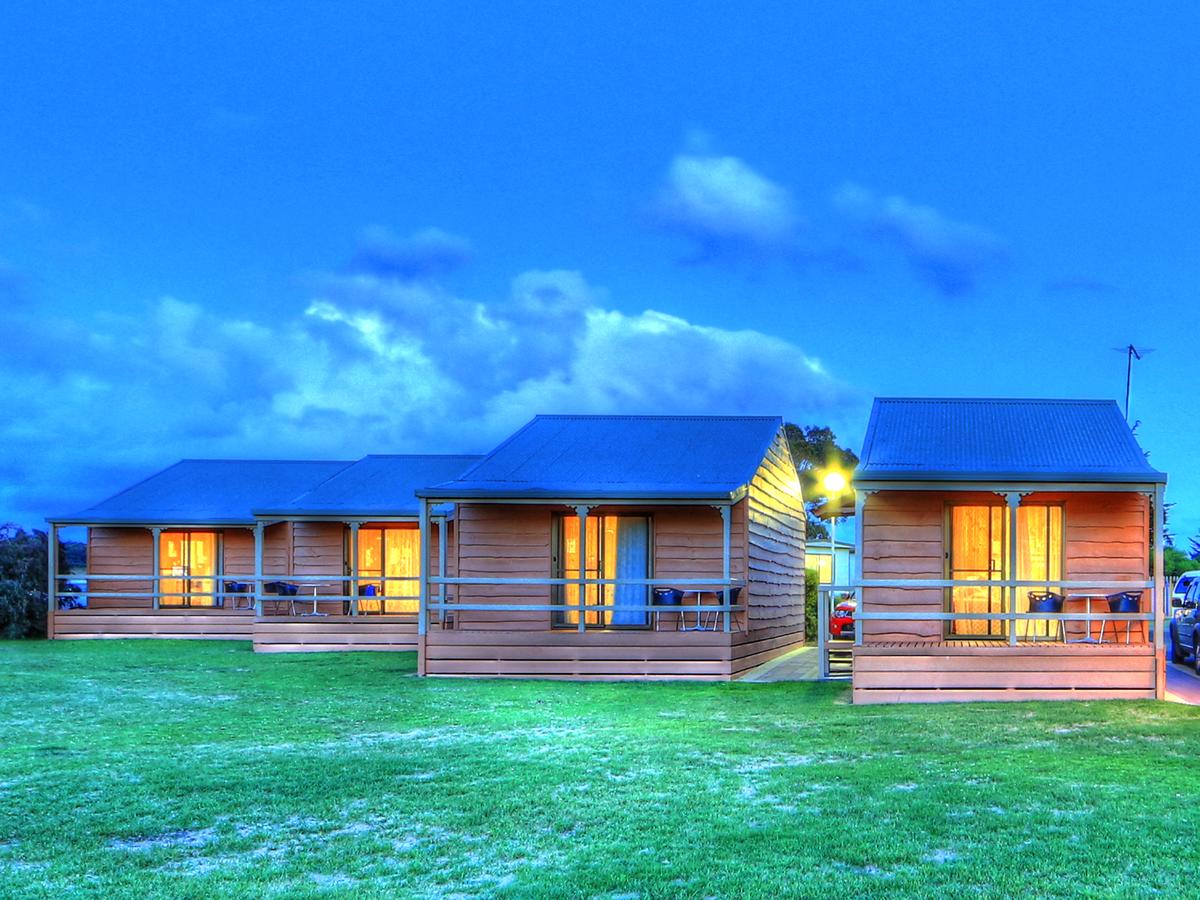 Low Head TAS Accommodation Georgetown