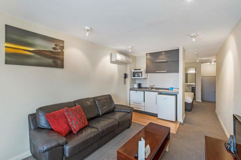 Mantra One Sandy Bay Road - Accommodation Georgetown 30
