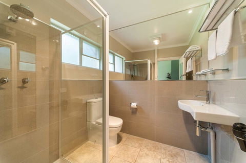 The Waterfront Wynyard - Accommodation Georgetown 23