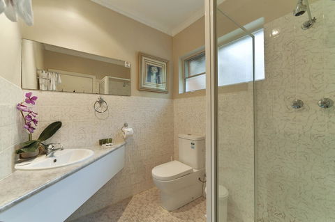 The Waterfront Wynyard - Accommodation Georgetown 22