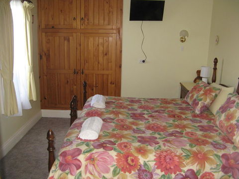 The Grove Cottages - Accommodation Georgetown 6