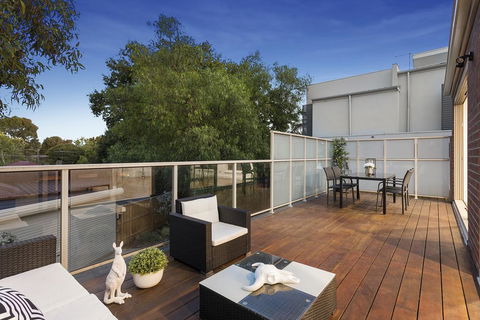 NEW Inner Melb Luxury Modern Grand Holiday House - Great Location, Wifi, Parking - Accommodation Georgetown 2