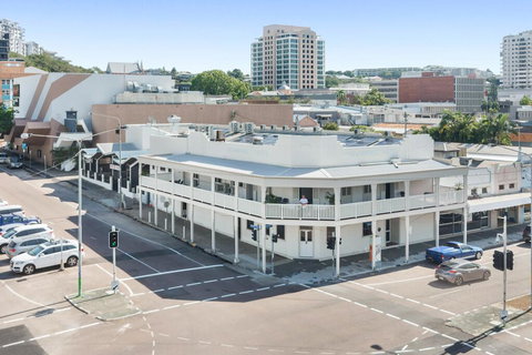 Newmarket Hotel - Accommodation Georgetown 0