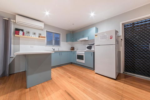 Norm's Beach House - Airlie Beach - Accommodation Georgetown 1