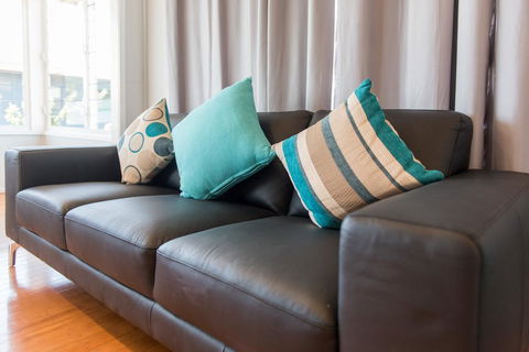 Norm's Beach House - Airlie Beach - Accommodation Georgetown 3