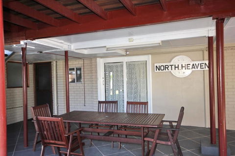 NORTH HEAVEN STATION 28 Alma St, North Haven - Accommodation Georgetown 2