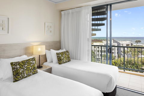 Oaks Sunshine Coast Seaforth Resort - Accommodation Georgetown 3
