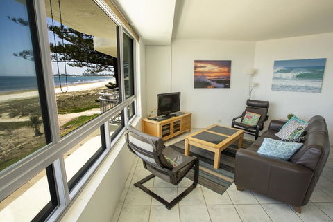 Oceanside Resort - Absolute Beachfront Apartments - Accommodation Georgetown 0