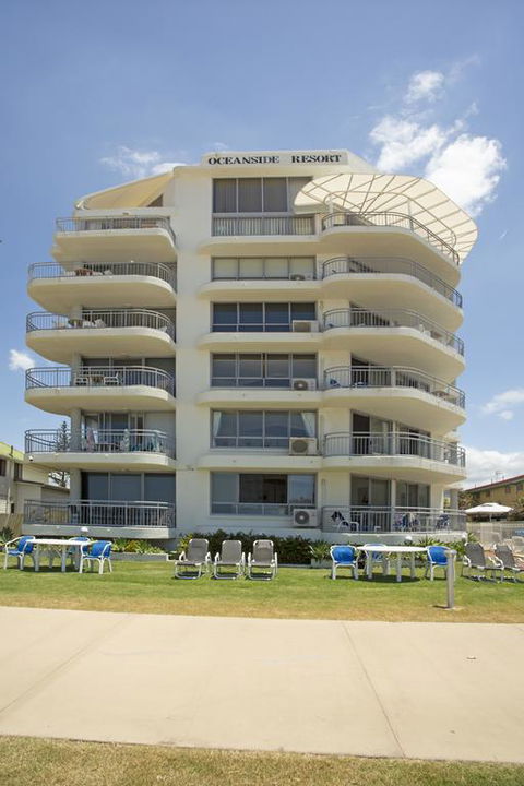 Oceanside Resort - Absolute Beachfront Apartments - Accommodation Georgetown 3